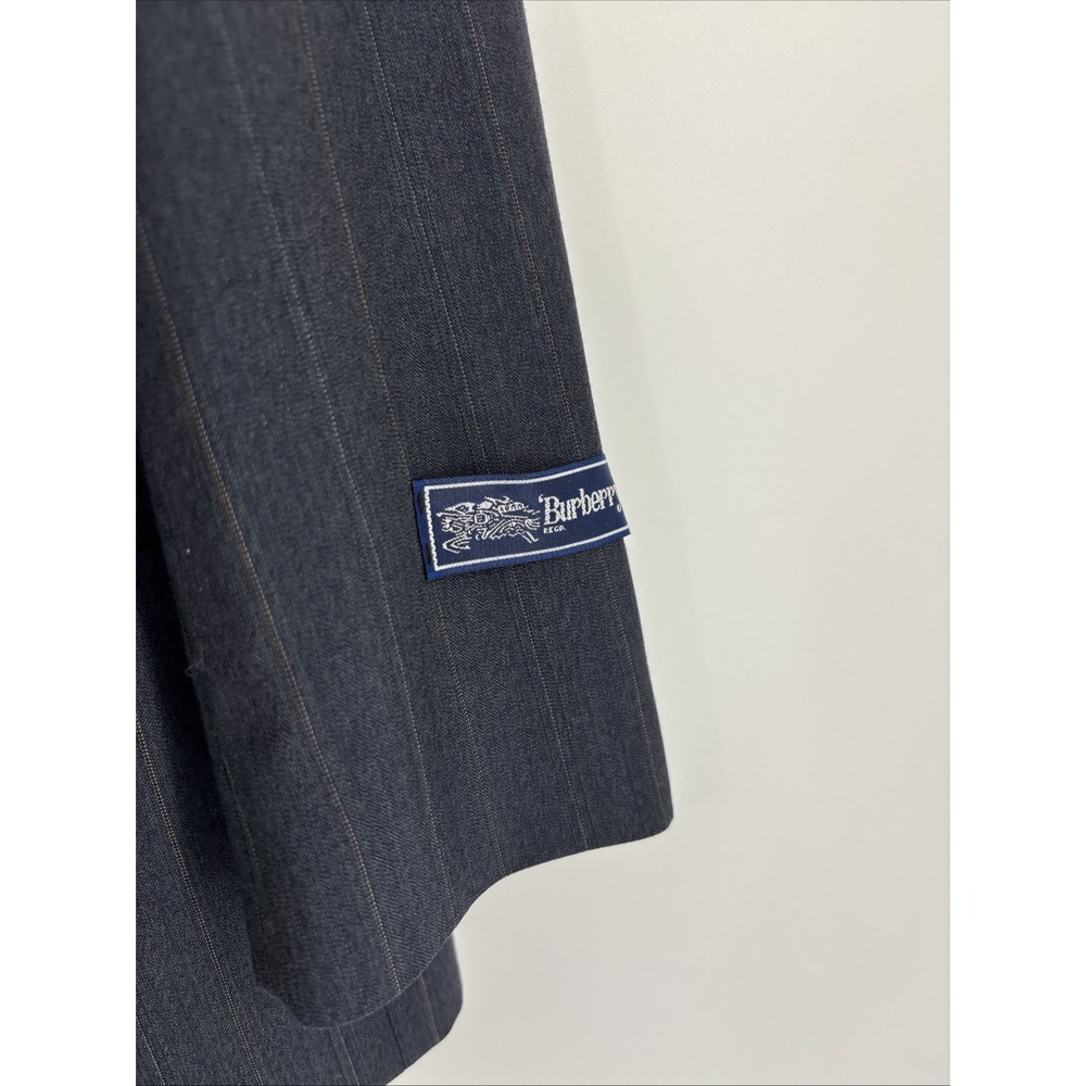 NWT Burberrys' (Burberry) Vintage Wool Blazer - Size 40 - Picture 4 of 9
